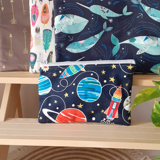 Astuccio portapenne con zip - si illuminano al buio