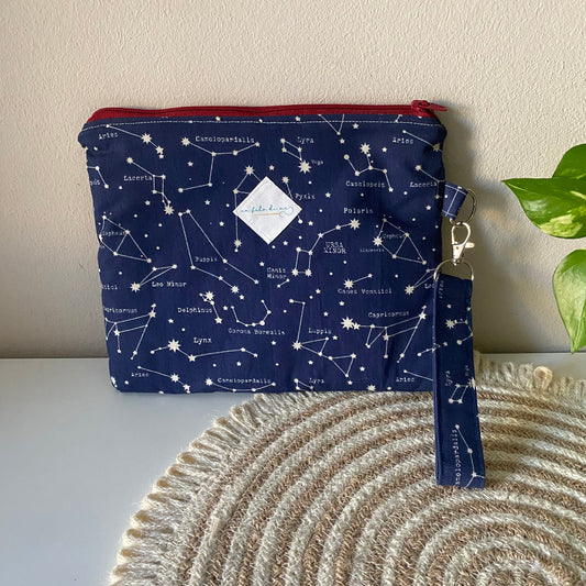 La Bustina grande con polsino portachiavi- Porta Kindle - Costellazioni