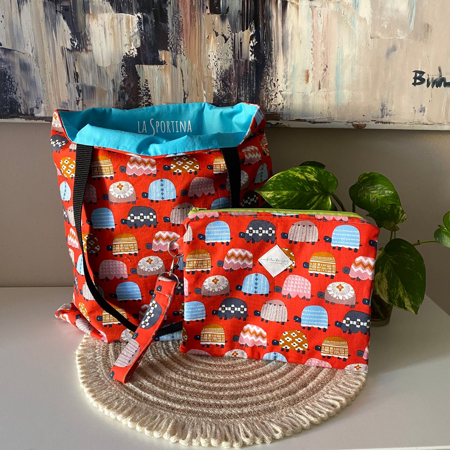 La Sportina + pochette grande tartarughe con polsino portachiavi